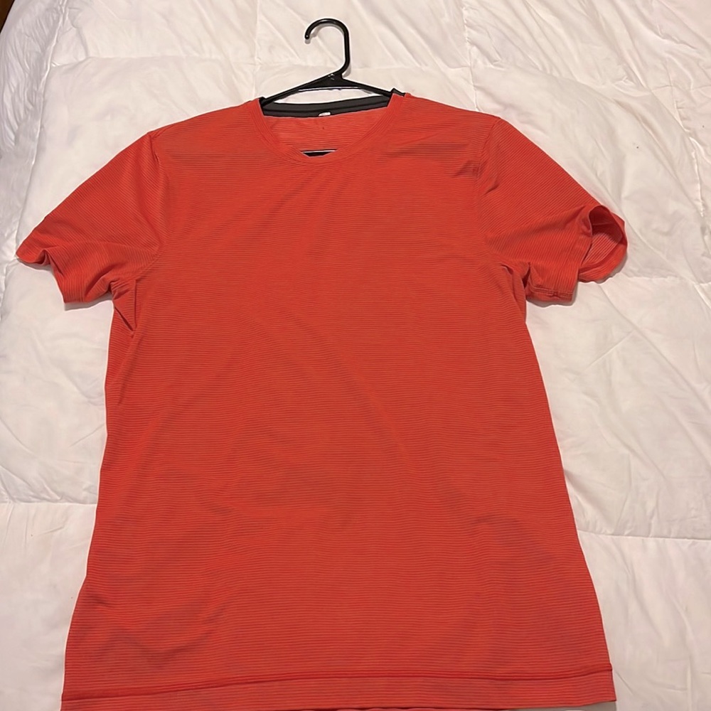 Lululemon shirts